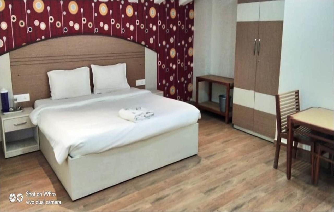 Dew Drop Inn Ooty Buitenkant foto
