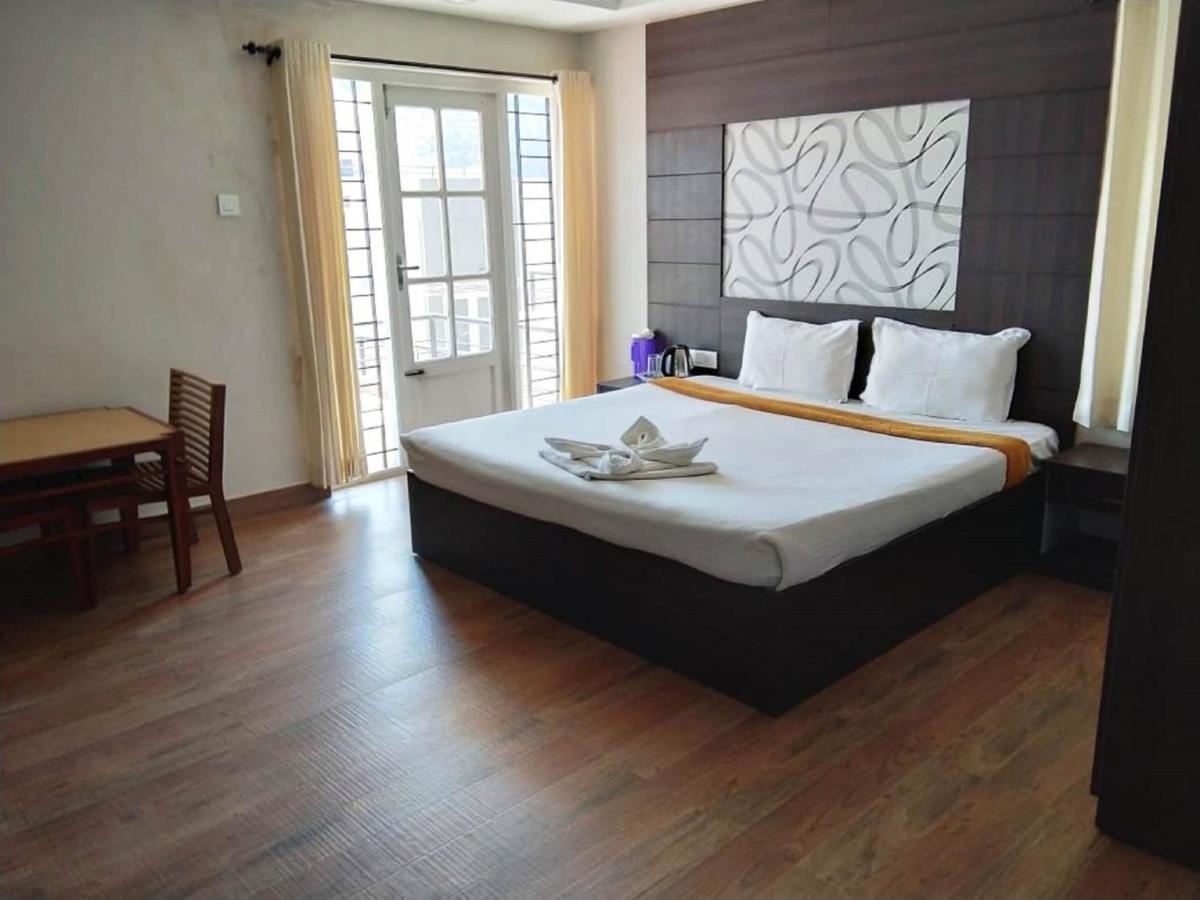 Dew Drop Inn Ooty Buitenkant foto